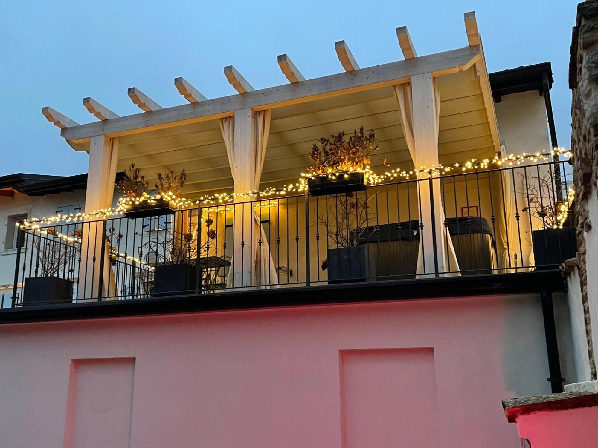 Dimora Di Charme Rooms & Apartments Peschiera del Garda Ngoại thất bức ảnh
