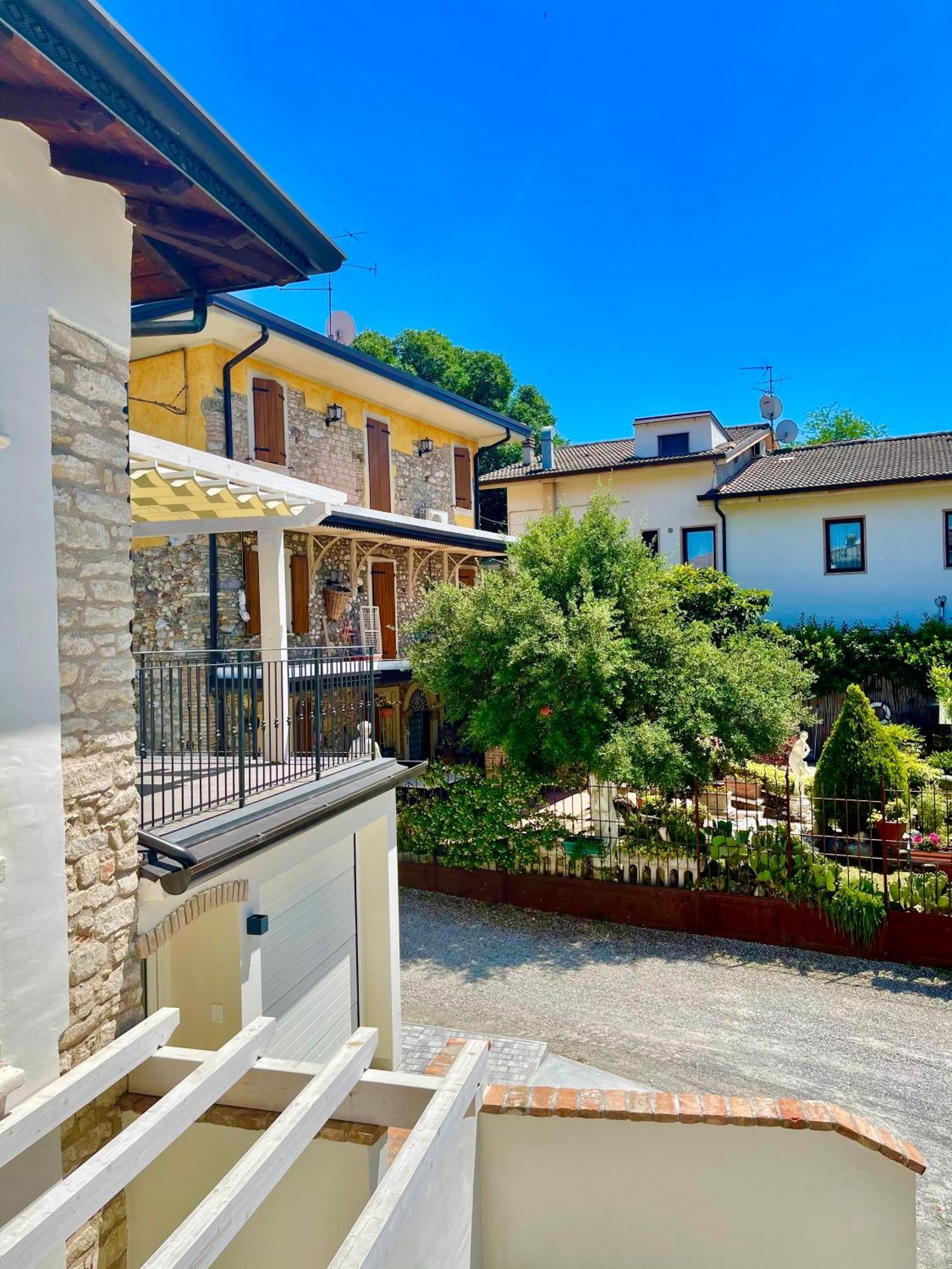 Dimora Di Charme Rooms & Apartments Peschiera del Garda Ngoại thất bức ảnh